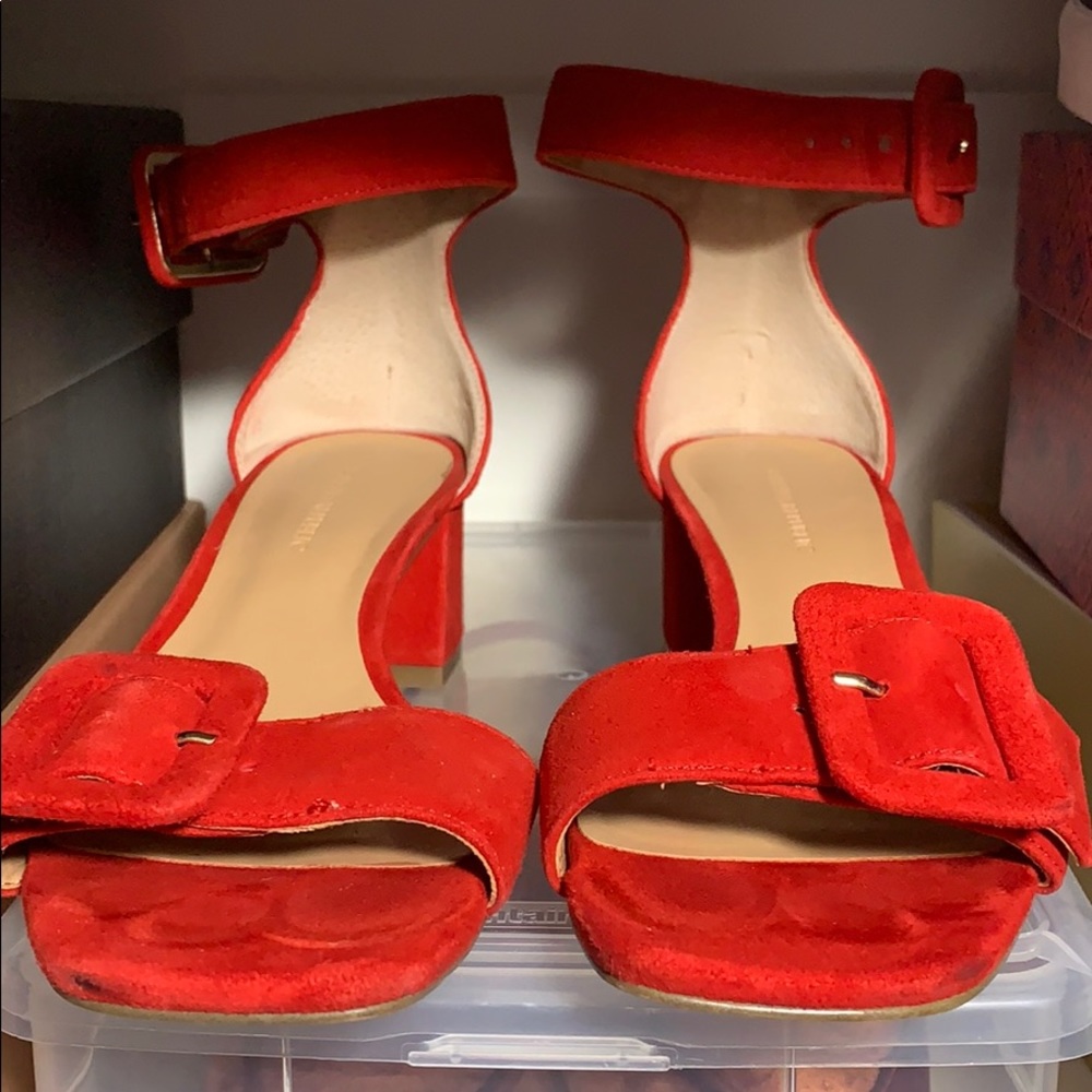 Kitten block heel banana republic suede